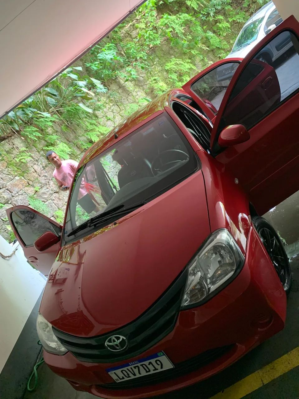 Toyota Etios XS Sedan 1.5 Flex 16V 4P Mec. 2013 - Foto 3