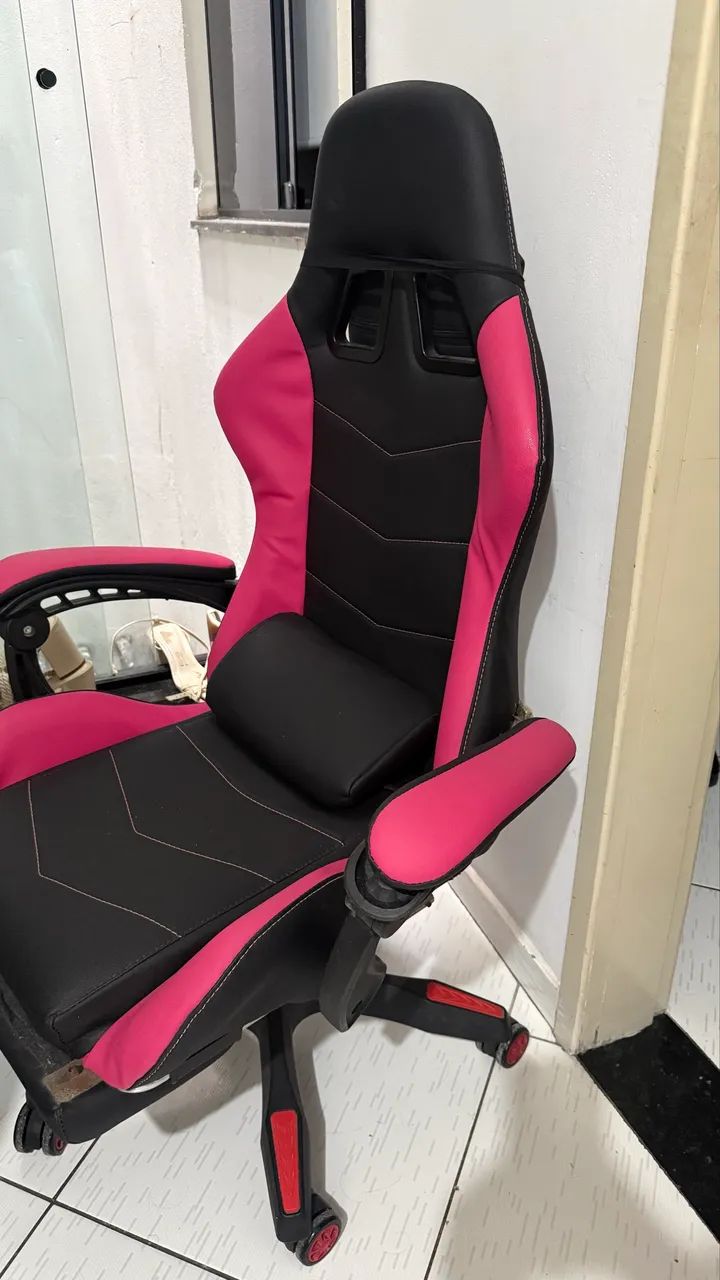 Vende-se Cadeira Gamer - Foto 2