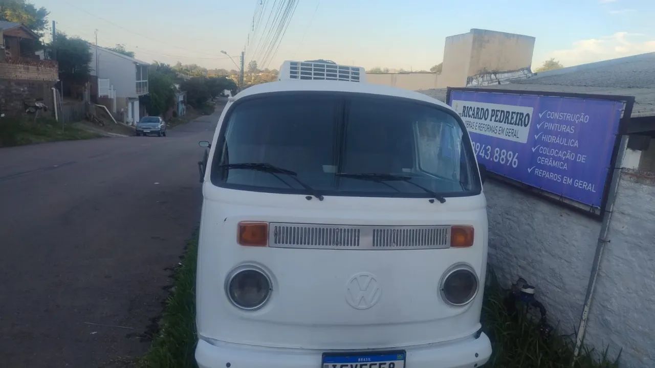 Volkswagen Kombi KOMBI FURGãO 1997