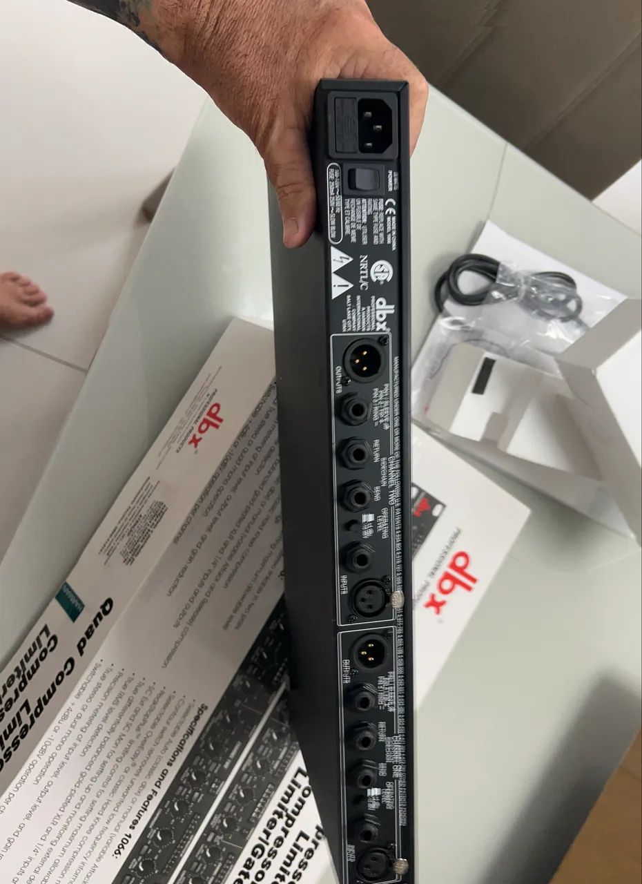 DBX 1066 Compressor Limiter Gate Dual Channel | Estado de Novo na