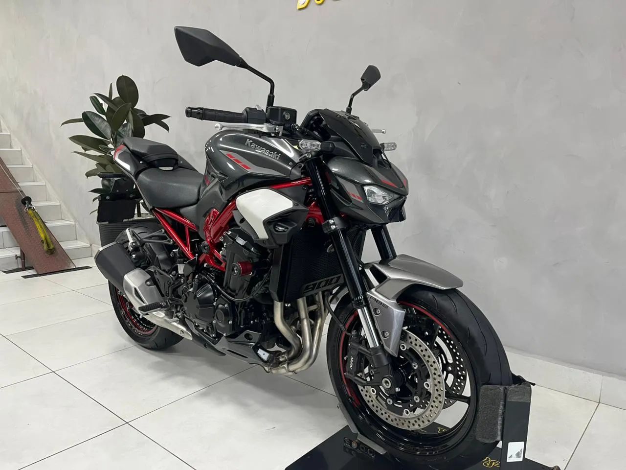 Kawasaki Z 900 - Foto 3