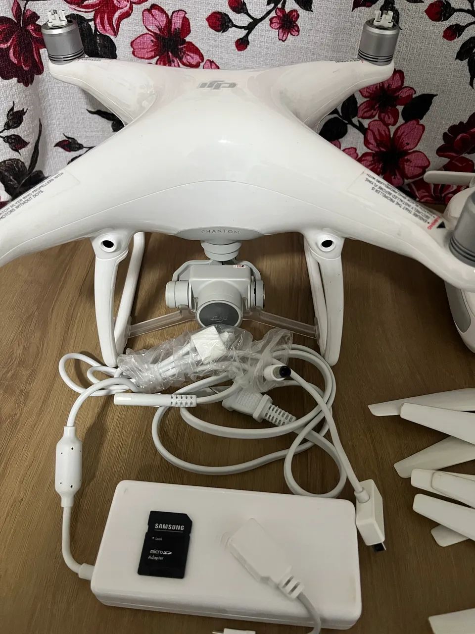 DRONE PHANTOM 4 