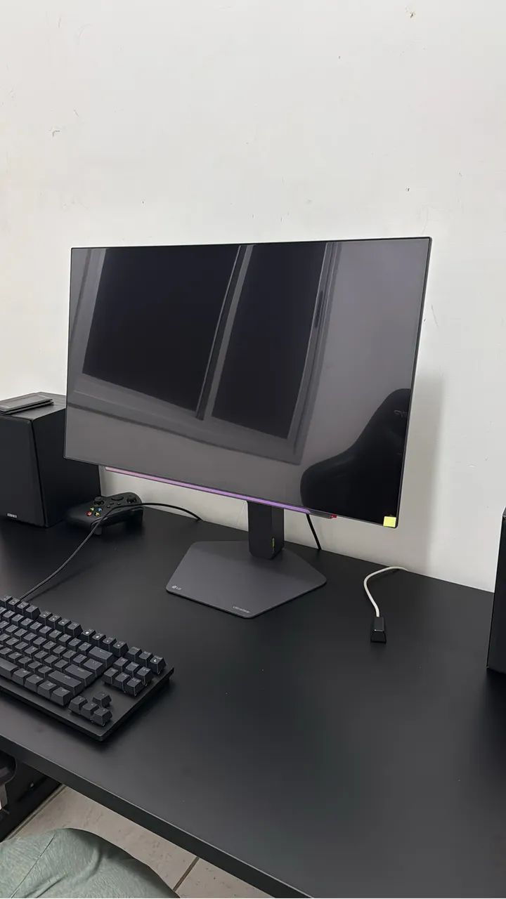 Monitor OLED LG UltraGear 27GX704A-B - Foto 2