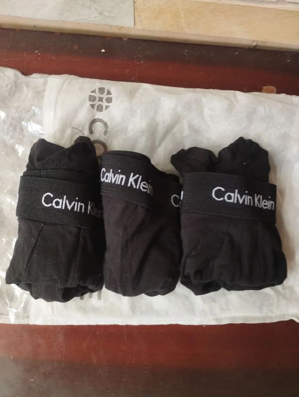 Três cuecas Boxer Calvin Klein  - Foto 2