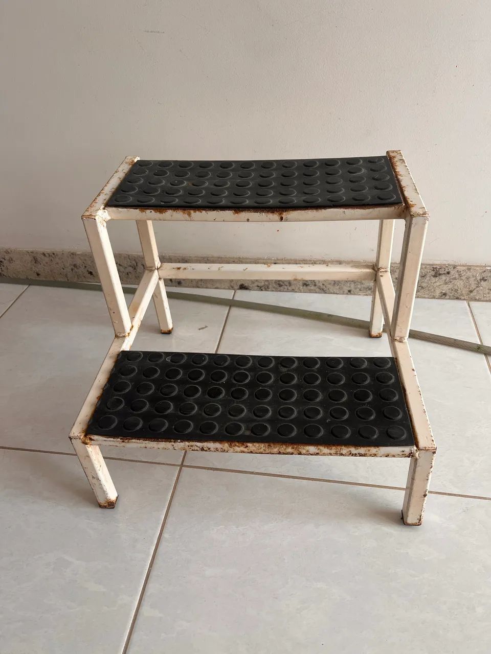 Escada ferro 2 degraus 