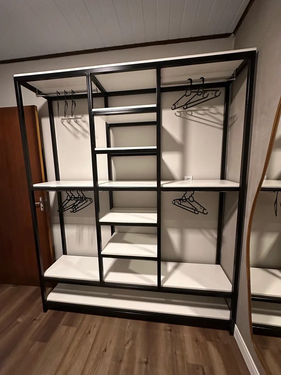 Guarda-Roupa Closet Industrial em Aço e MDF