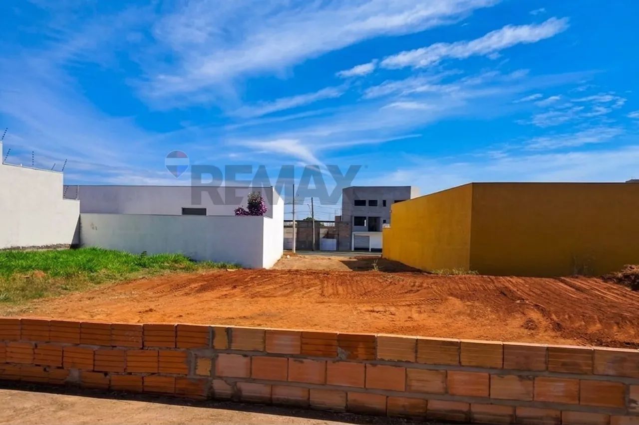 TERRENO MEDINDO 272m². - Foto 2