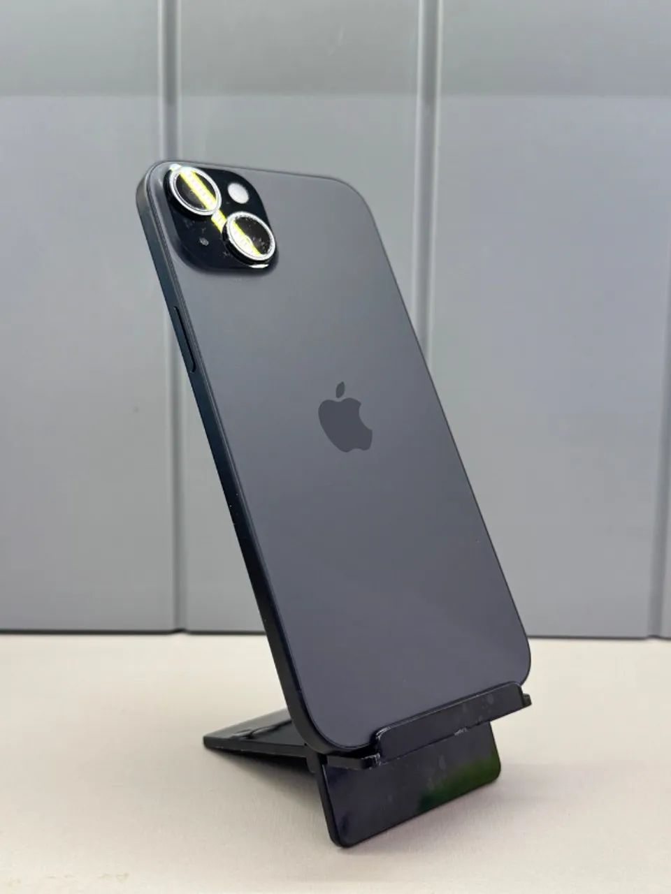 iPhone 15 Plus 128GB Black - SEMINOVO - LOJA FÍSICA - Celulares e