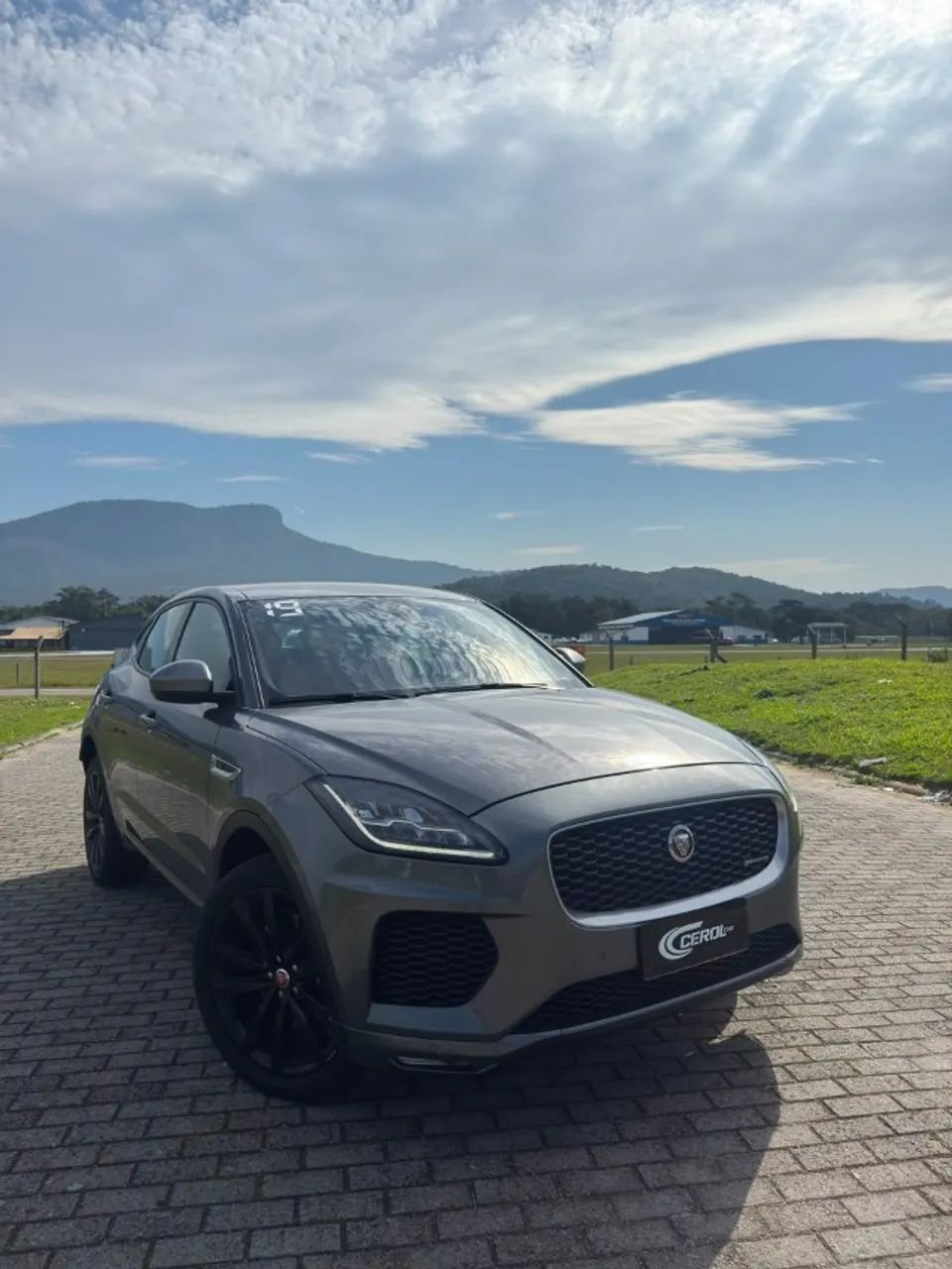 Jaguar E-Pace R-dynamic S 2.0 AWD 249cv Aut. 2019 - Foto 2