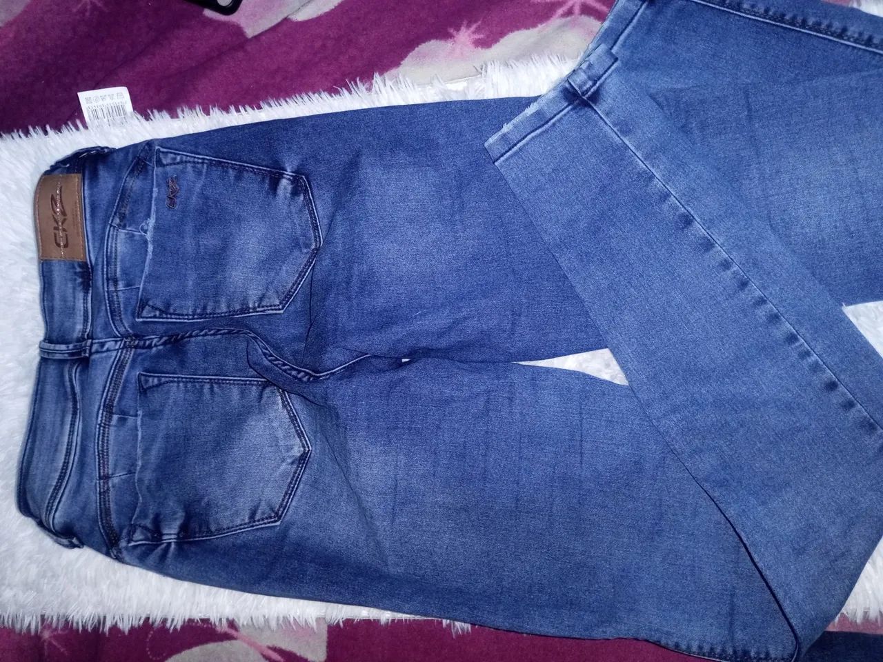 Vendo essa calça da ckz. Pouco tempo de uso. - Foto 4