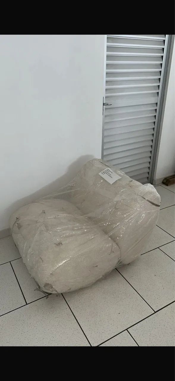 Poltrona Branca  - Foto 2