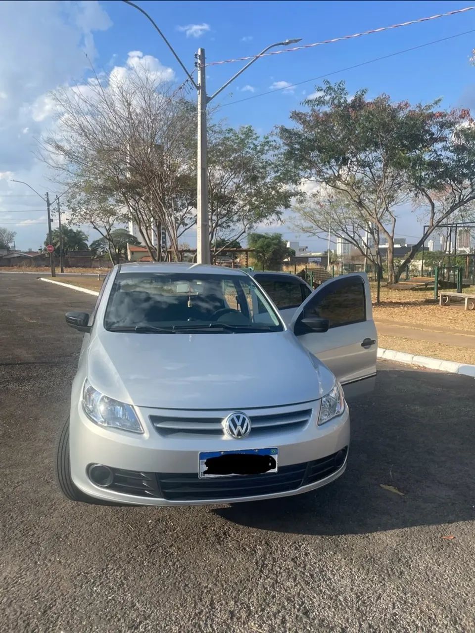 Volkswagen Gol Gol (novo) 1.0 Mi Total Flex 8V 4p 2011