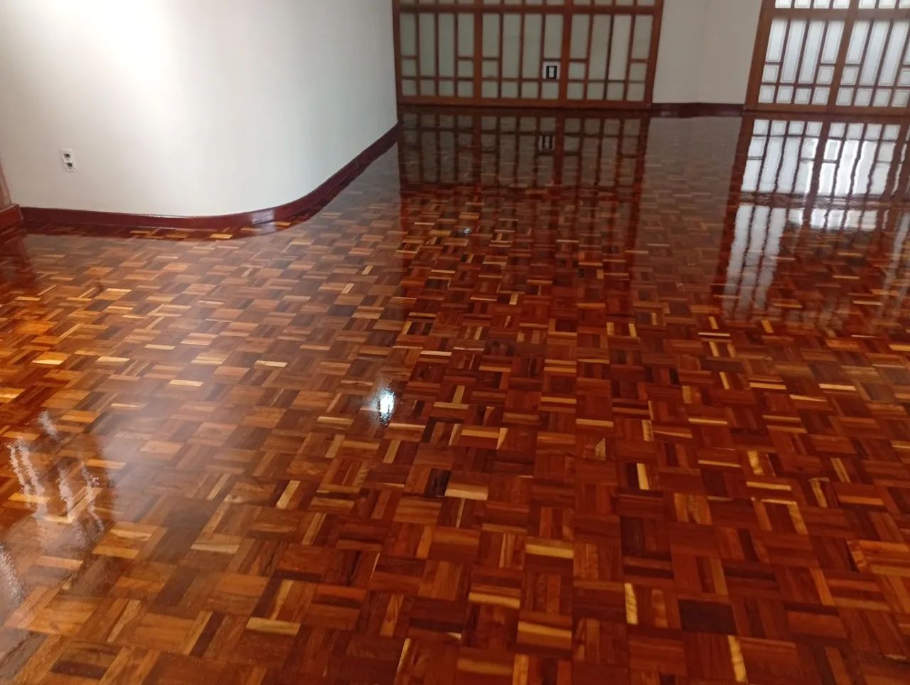  Sinteko em Tacos e assoalho 