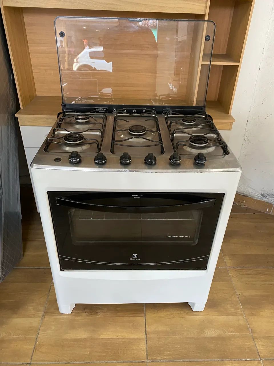 Fogão Eletrolux 5 bocas branco funcionando perfeitamente 