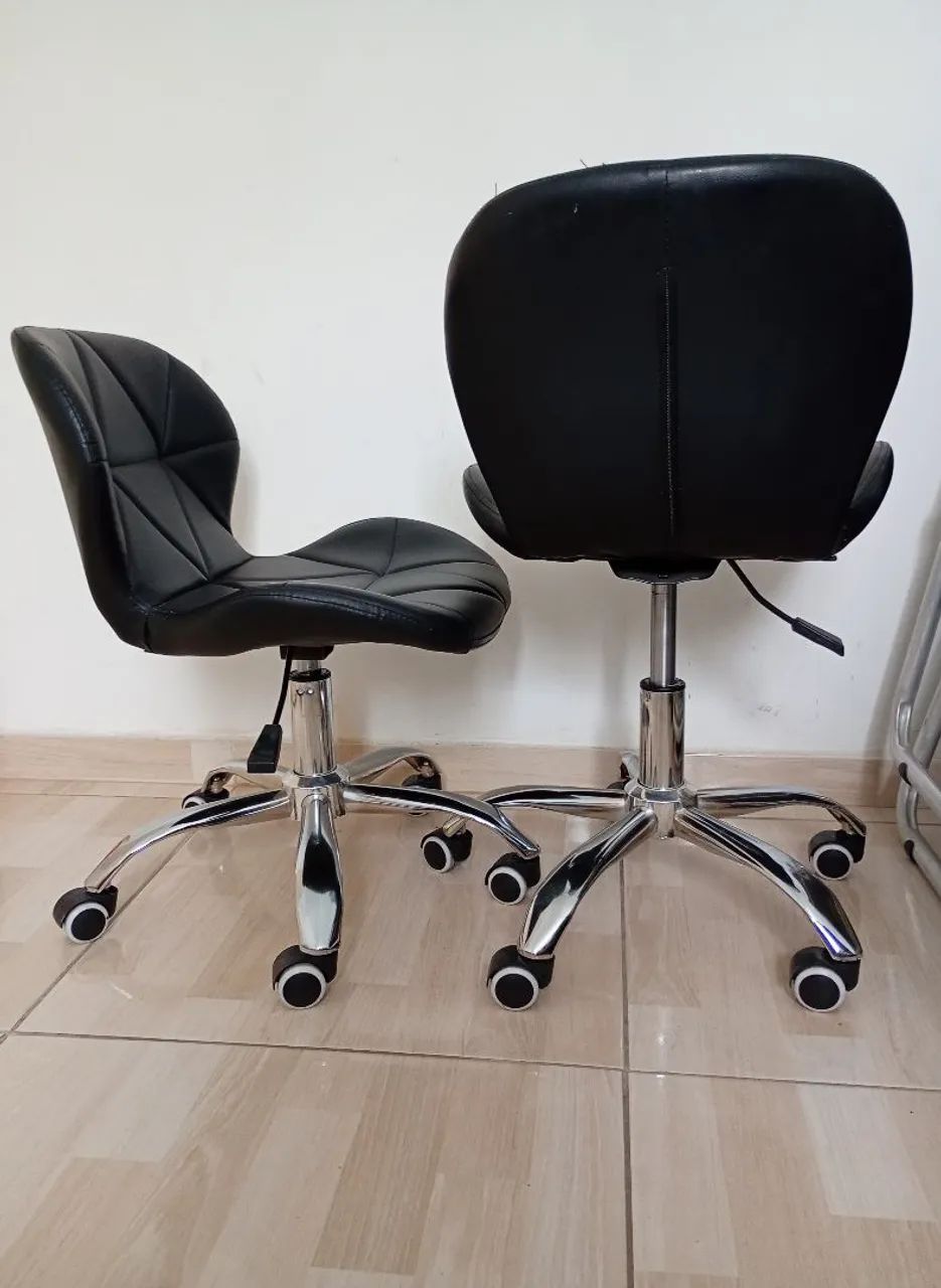 Par Banquetas em couro - Foto 2