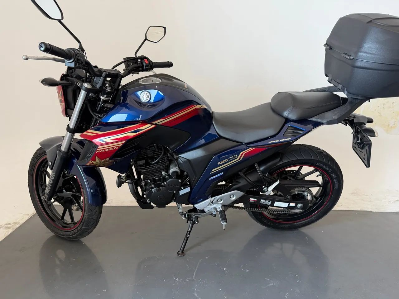 Fazer 250 capitã marvel nova  - Foto 2