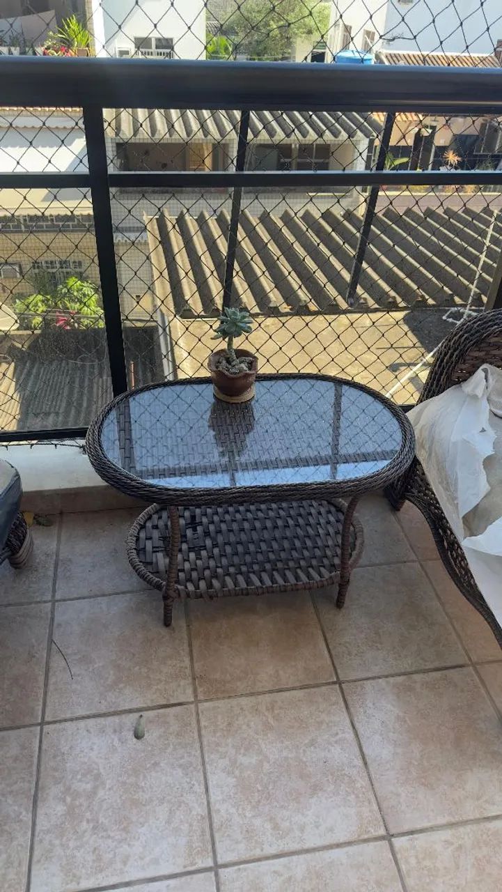  2 Poltronas fibra + Mesa de Centro fibra e vidro - Varanda Gourmet 