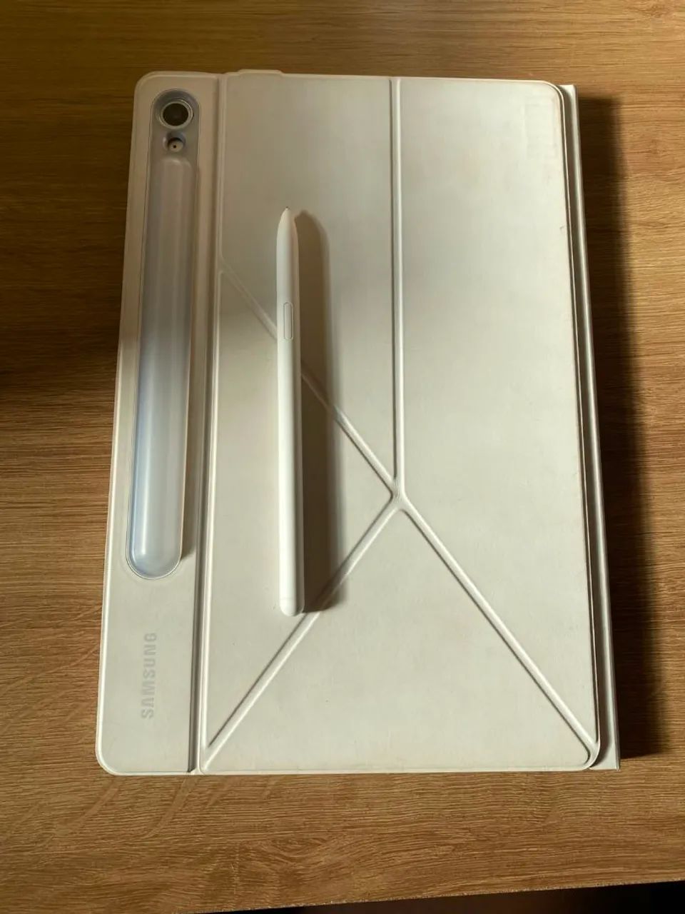Galaxy Samsung S10 EXELENTE ESTADO - Foto 2