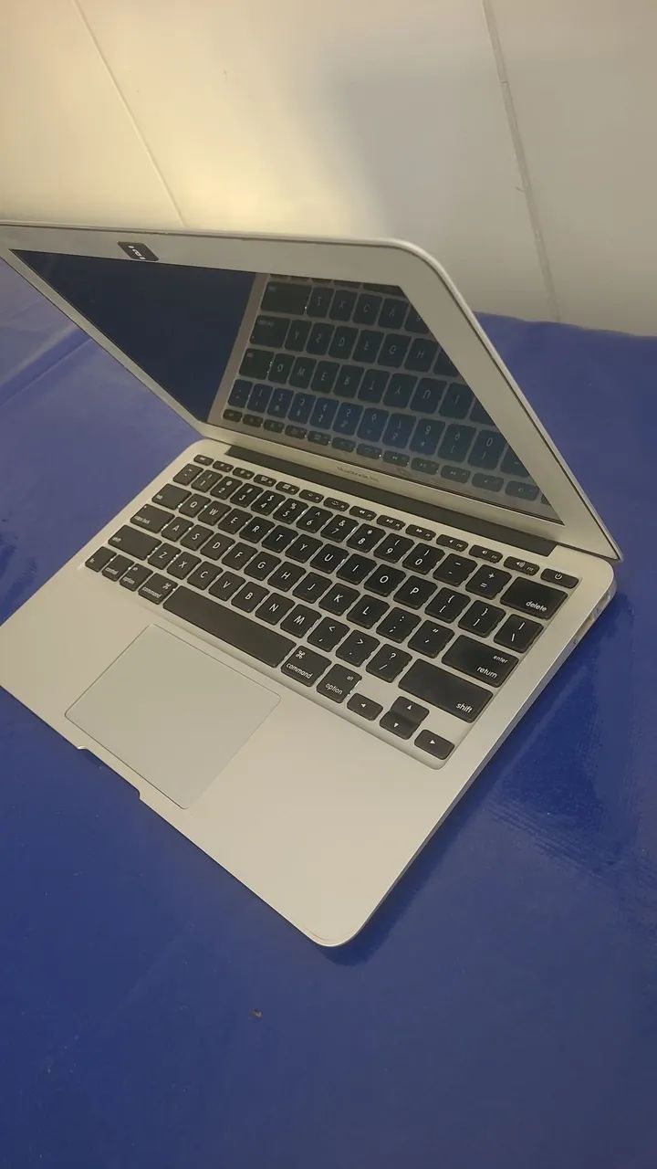 Macbook Air 2014 Core i5 - Notebooks - Parque Lafaiete, Duque de