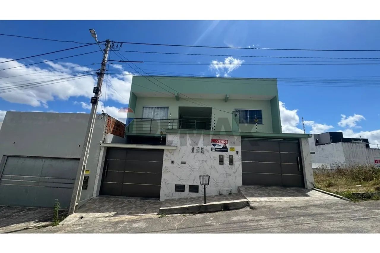 Casa com Duas residências independentes