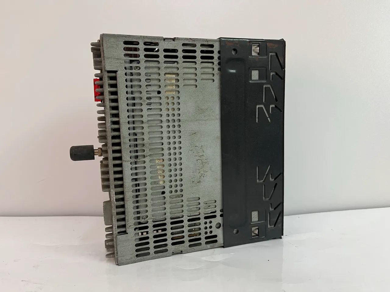 Rádio Automotivo Sony Cdx-4280 com defeito  - Foto 3