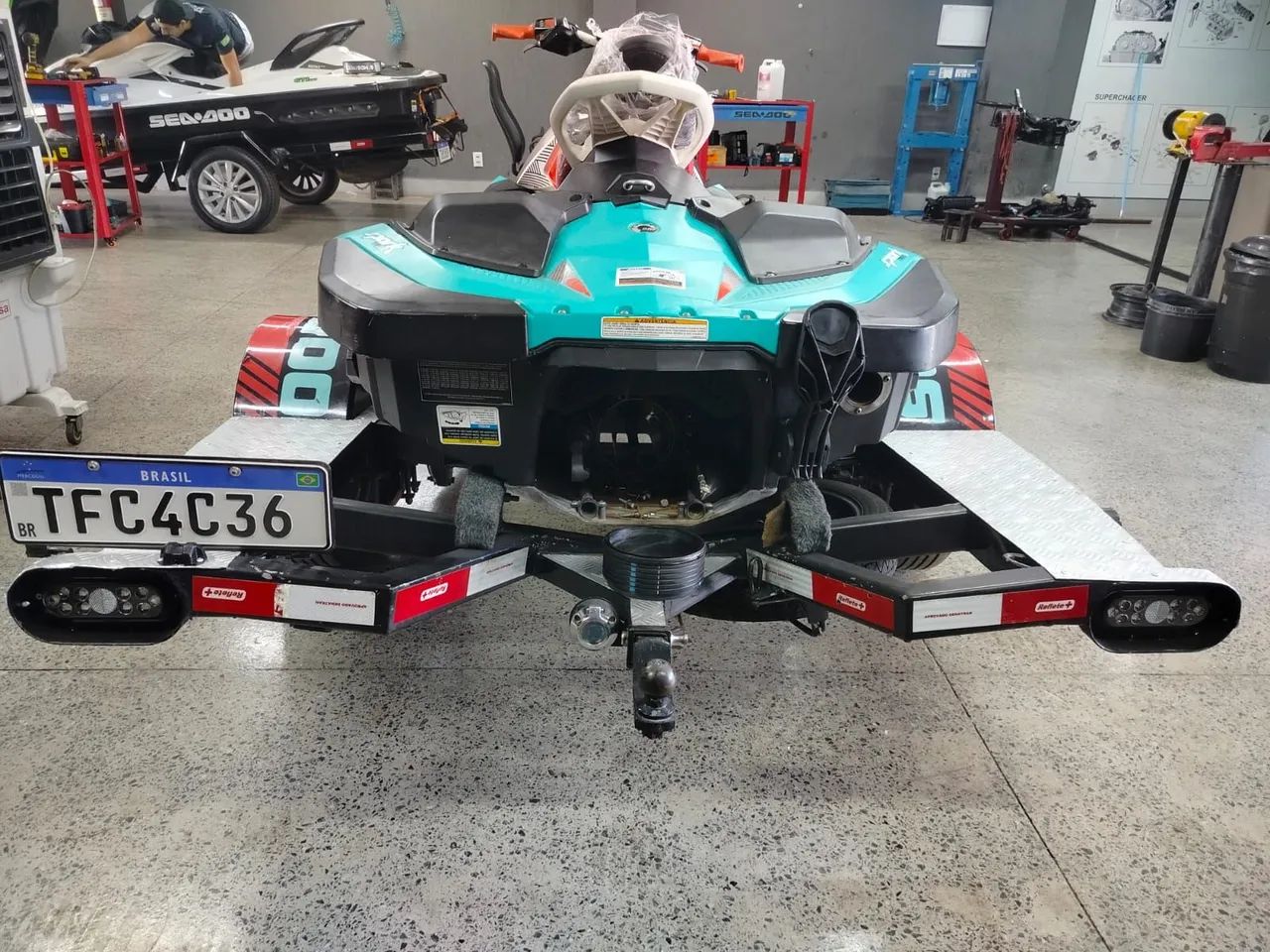 Vendo Jet-ski seadoo.