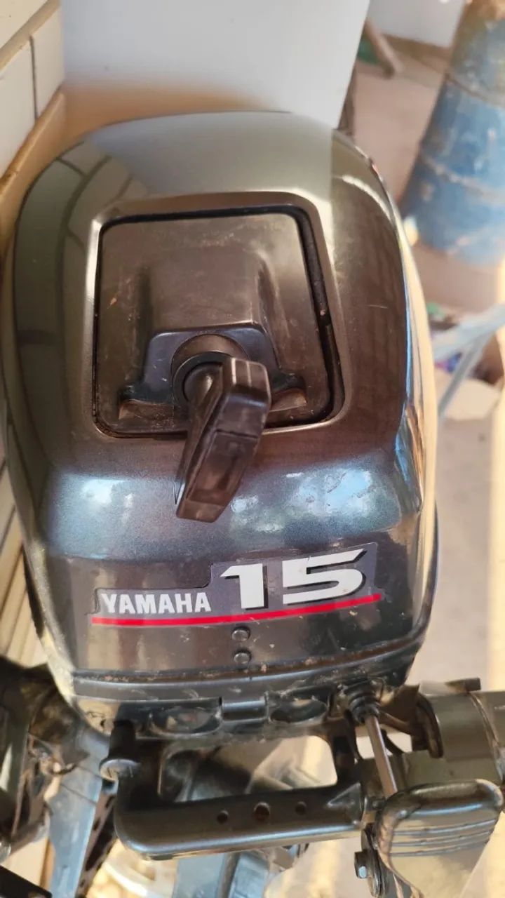 Motor de popa 15 Hp Yamaha  - Foto 3