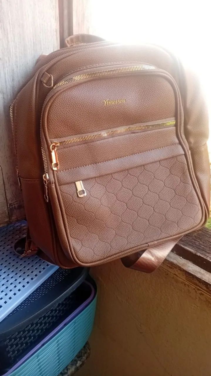 mochilas de costas 100 cada uma - Foto 3