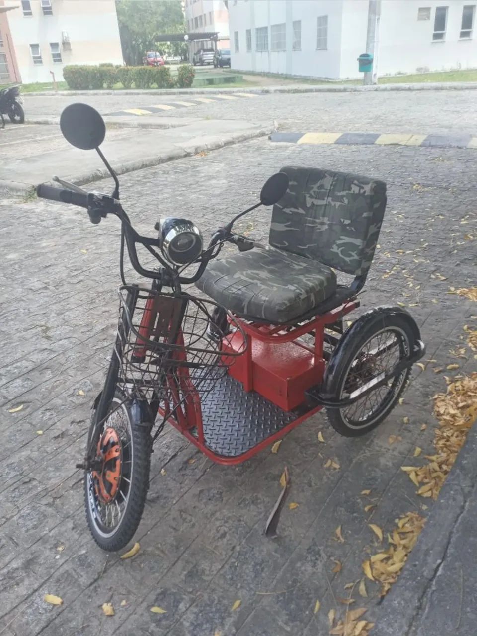 Triciclo Elétrico 