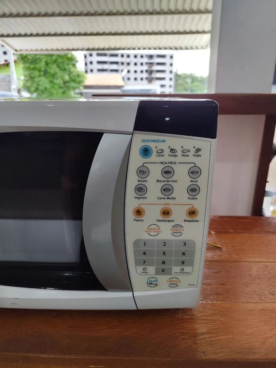 Micro ondas Electrolux 18 Litros 220 Volts  - Foto 2