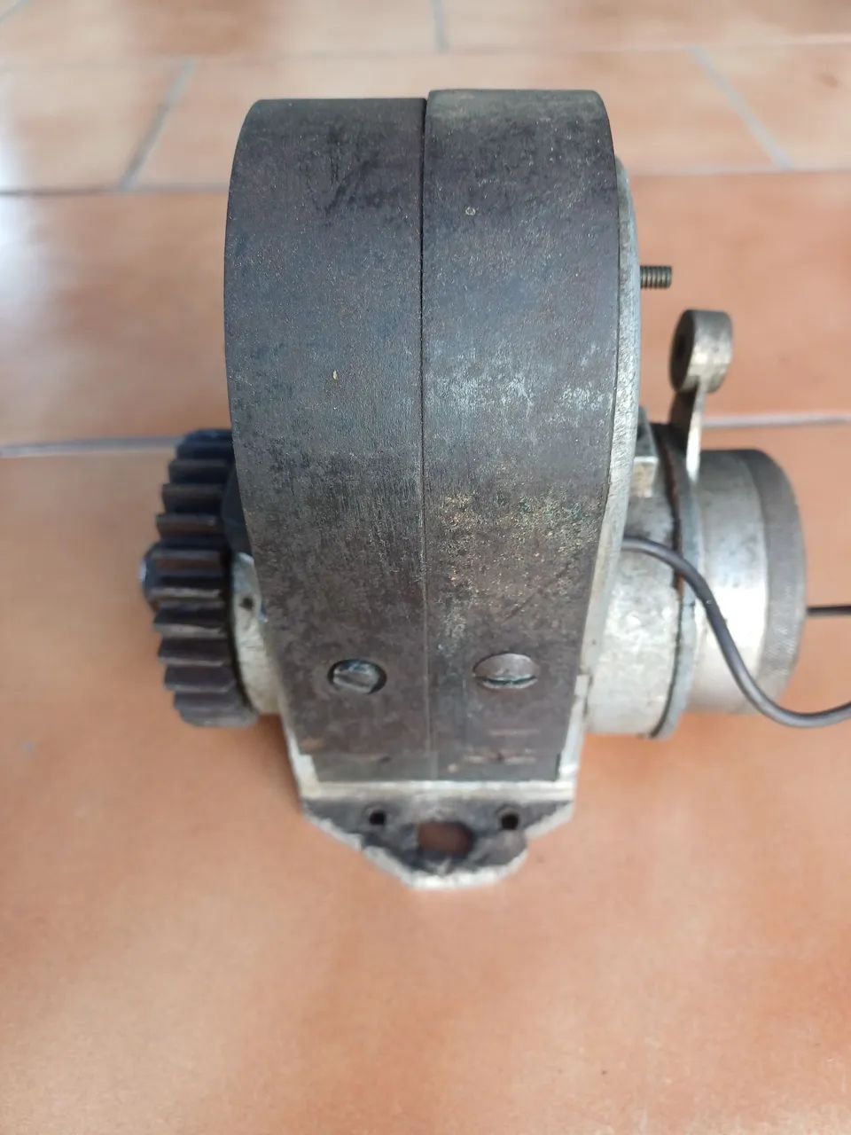 Magneto antigo decada de 1920 - Foto 4