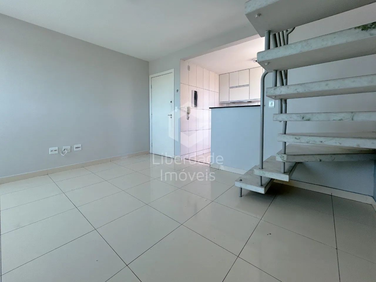 Cobertura de 02 quartos elevador no Caiçara! - Foto 4