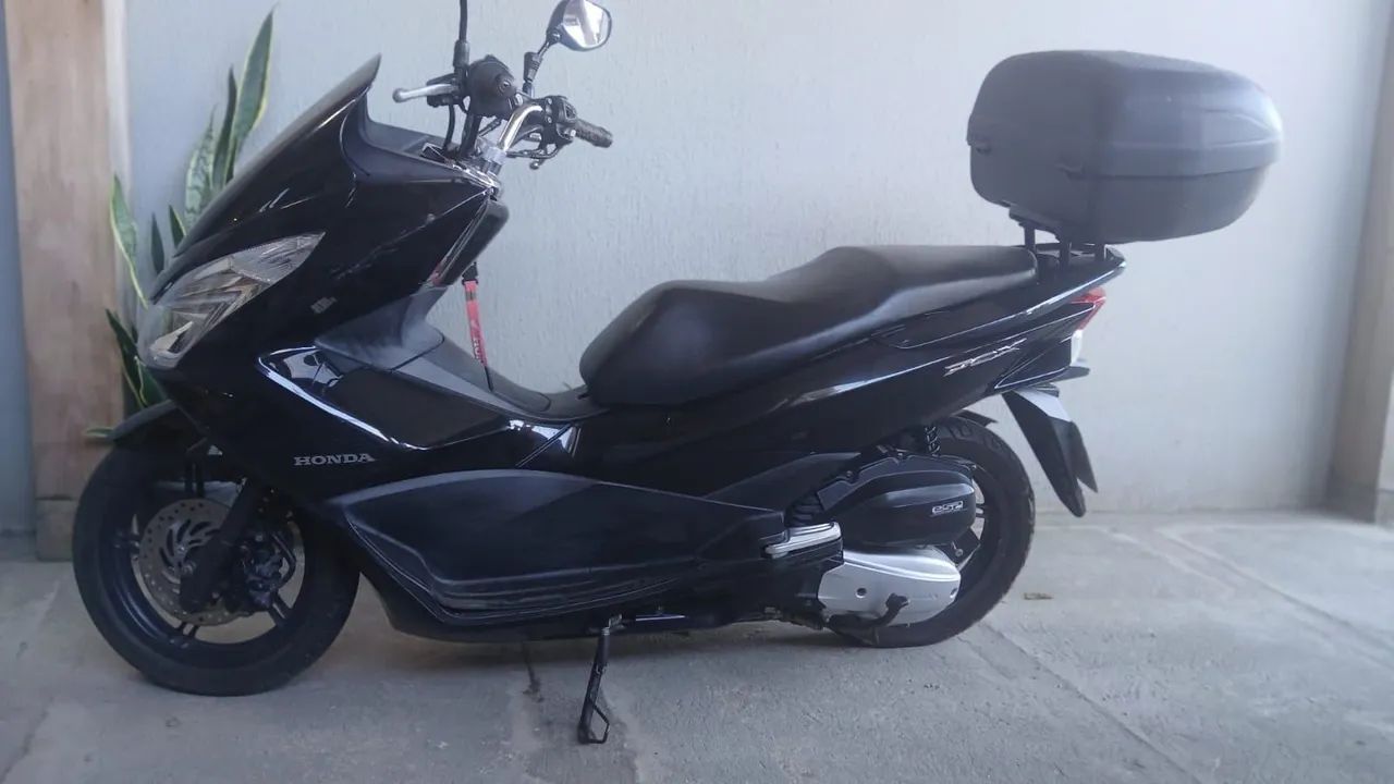 VENDO PCX AUTOMÁTICA  - Foto 4