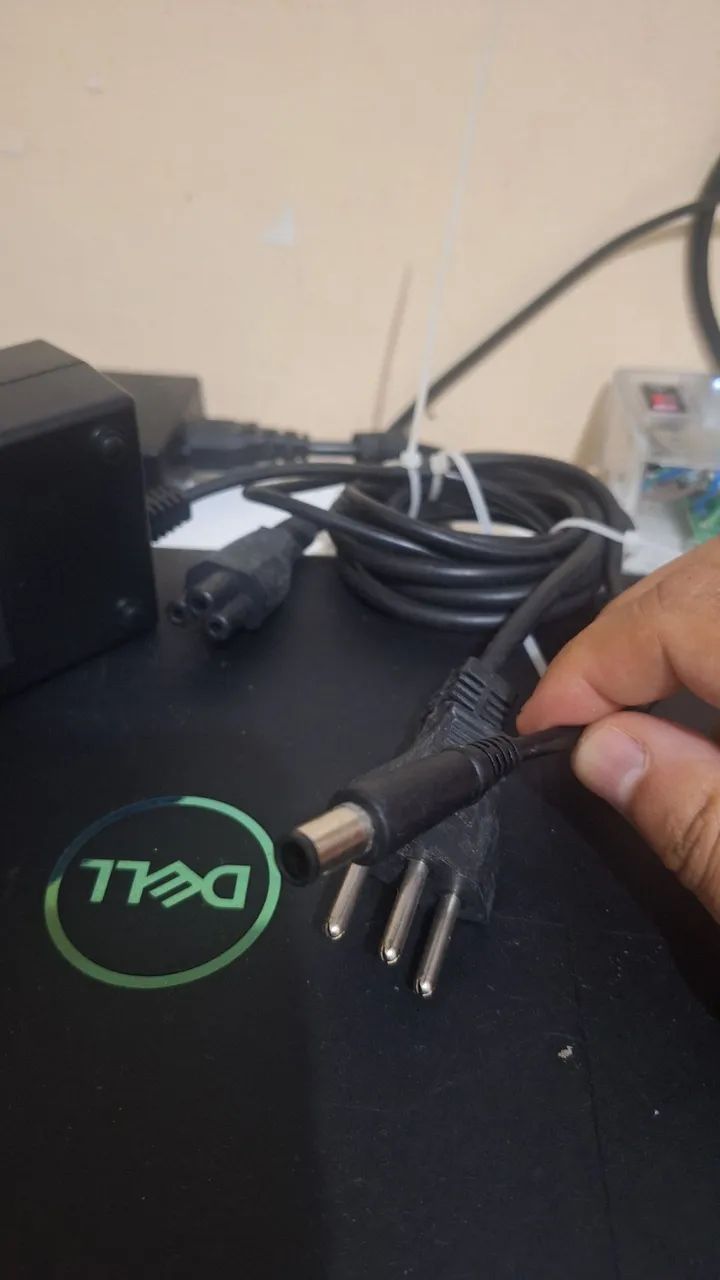 Fonte para Notebook 130w - Foto 4