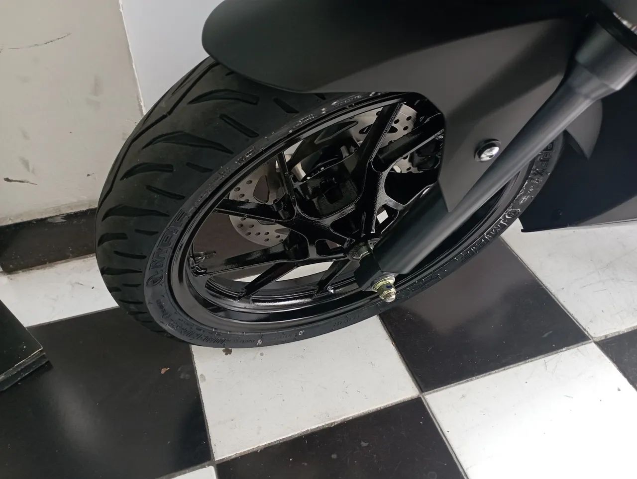 YAMAHA R15 - Foto 2