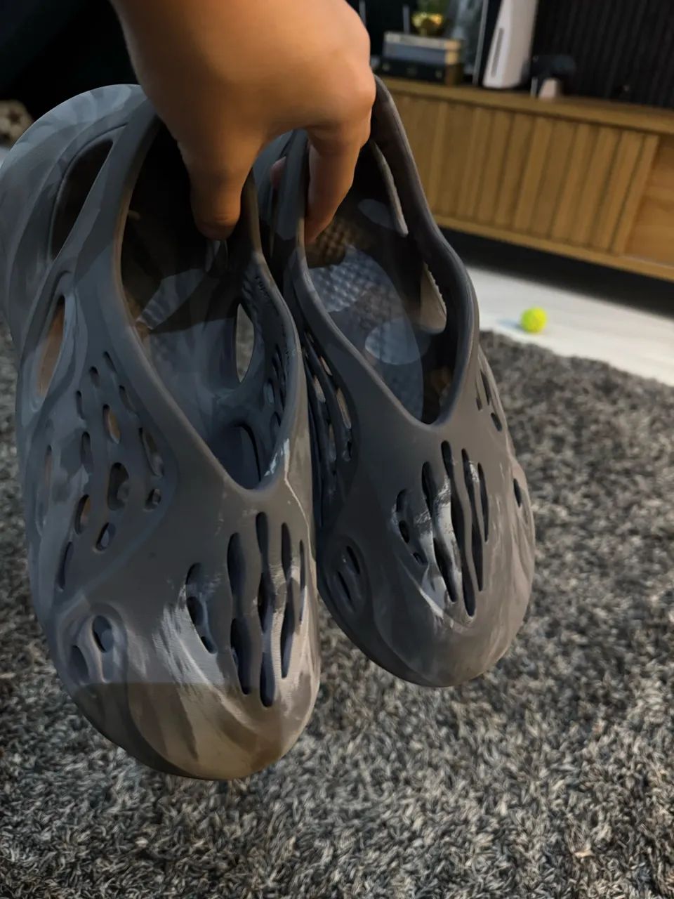 Yeezy Foam Runner MX Granite - Foto 4