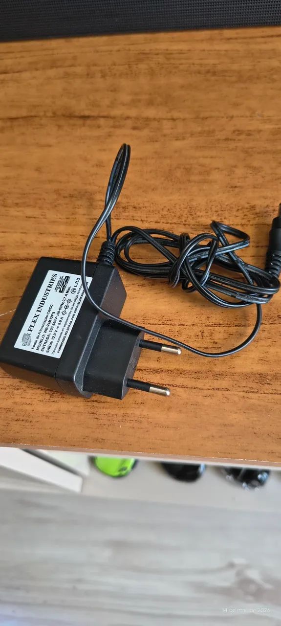 Cabo de alimentação CA/CC 12 v - Foto 4