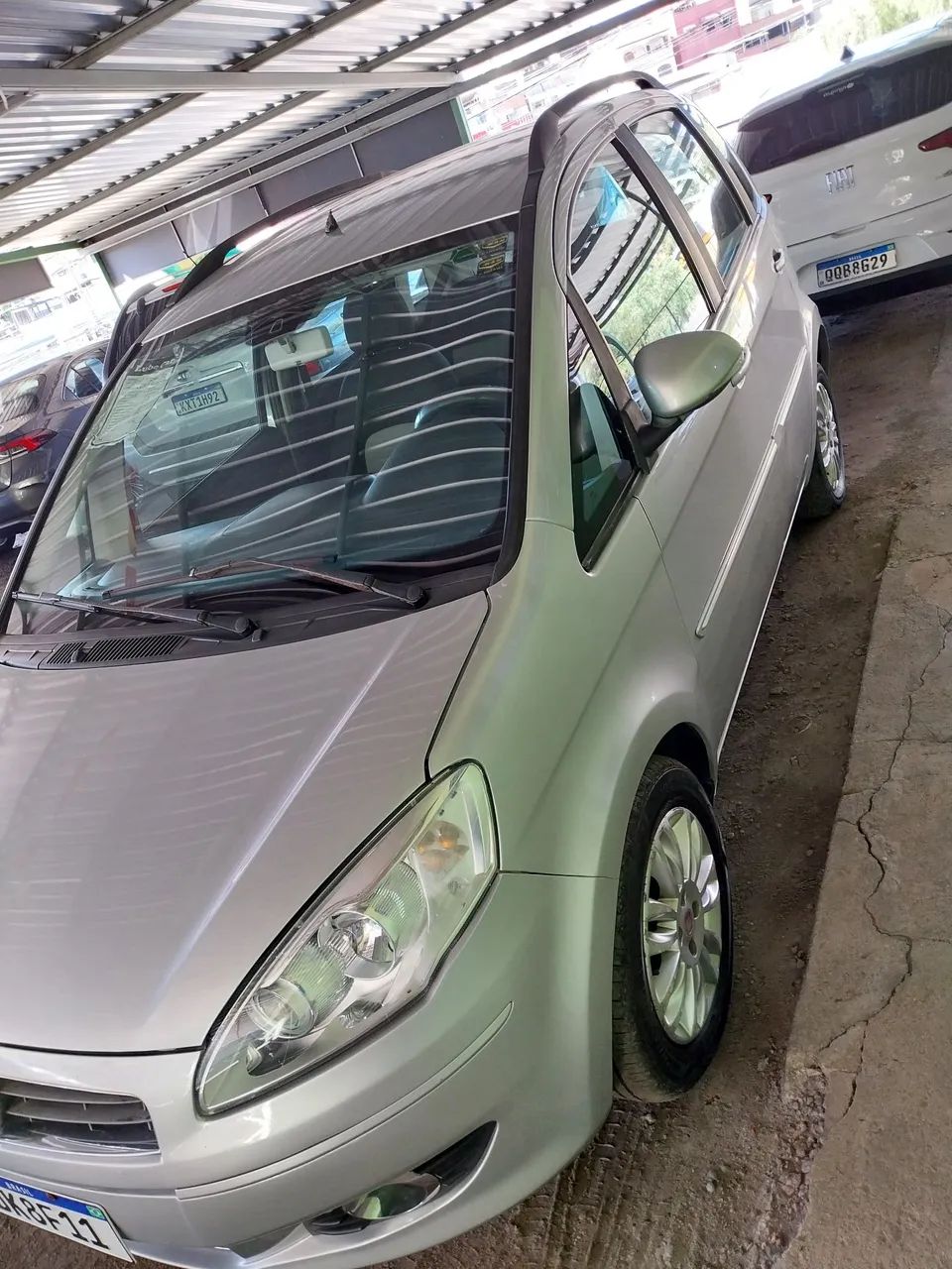 Fiat Idea Attractive 1.4 Fire Flex 8V 5P 2012 - Foto 2