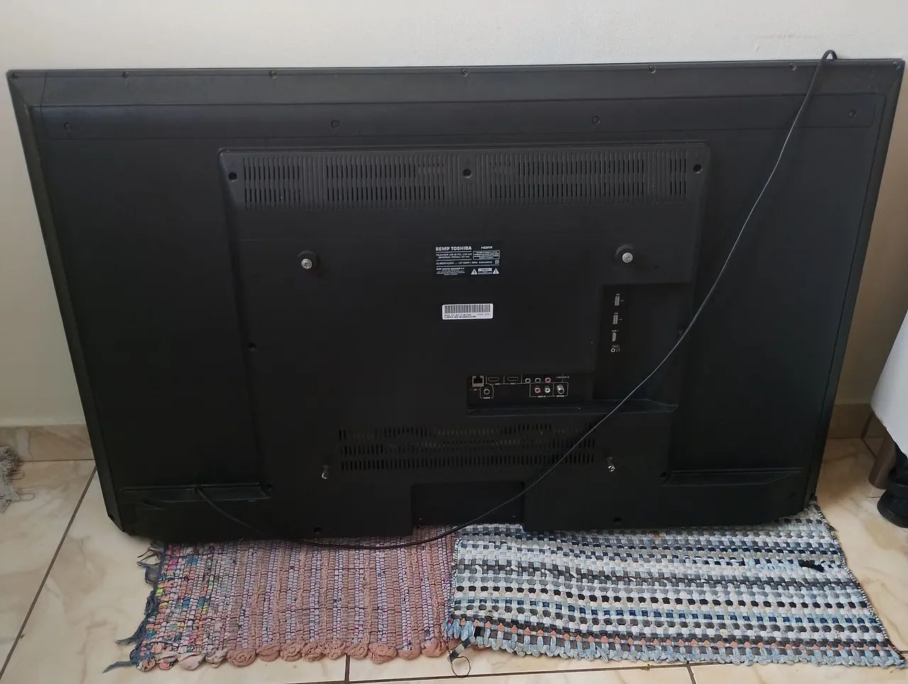 Vendo televisão Led Toshiba 48 polegadas  - Foto 4