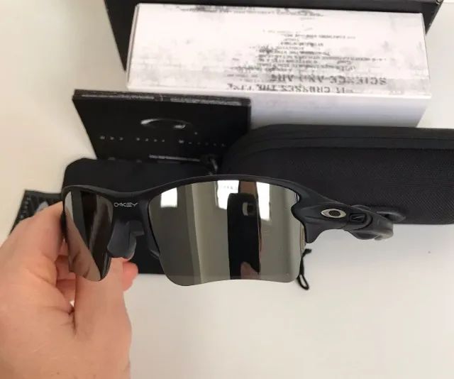 óculos de sol oakley flak 2.0 prata - Foto 2