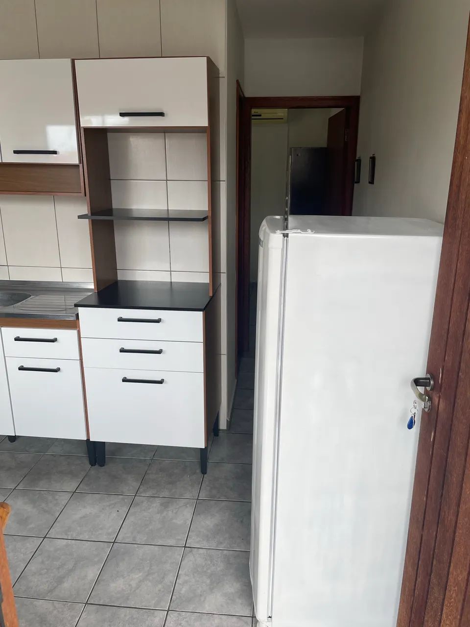 Kitinete mobiliada em capoeiras direto com proprietário  - Foto 2