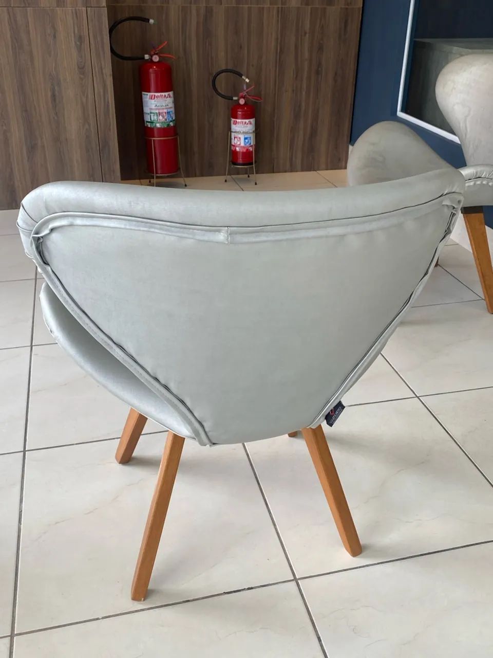 1 Poltrona Swan Prata - Foto 4