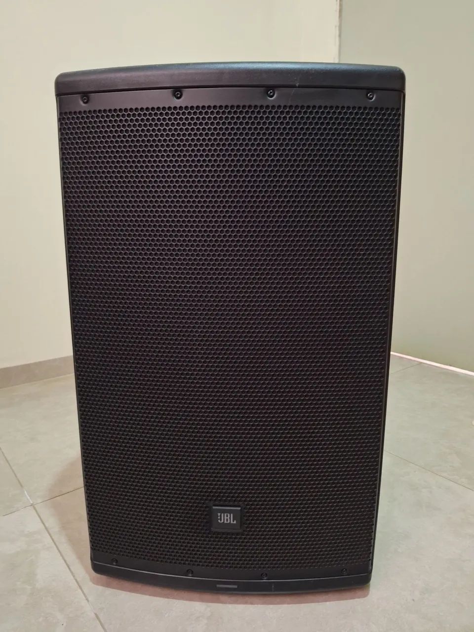 Caixa ativa jbl eon 615  - Foto 4