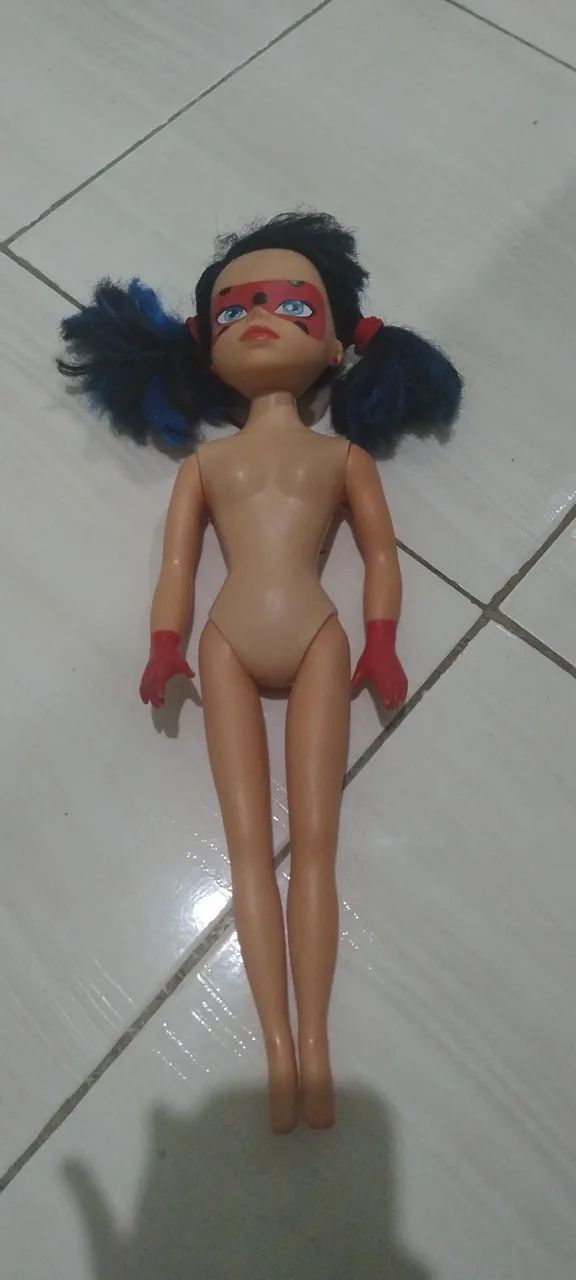 Boneca ladybug miraculous antiga com avaria barata - Foto 5