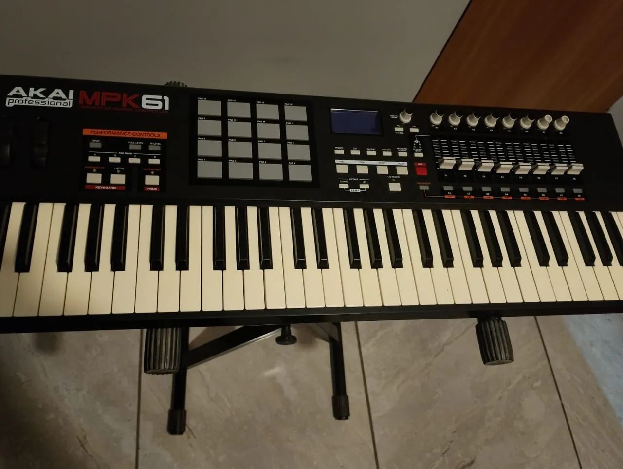 Controlador + interface de áudio  - Foto 3