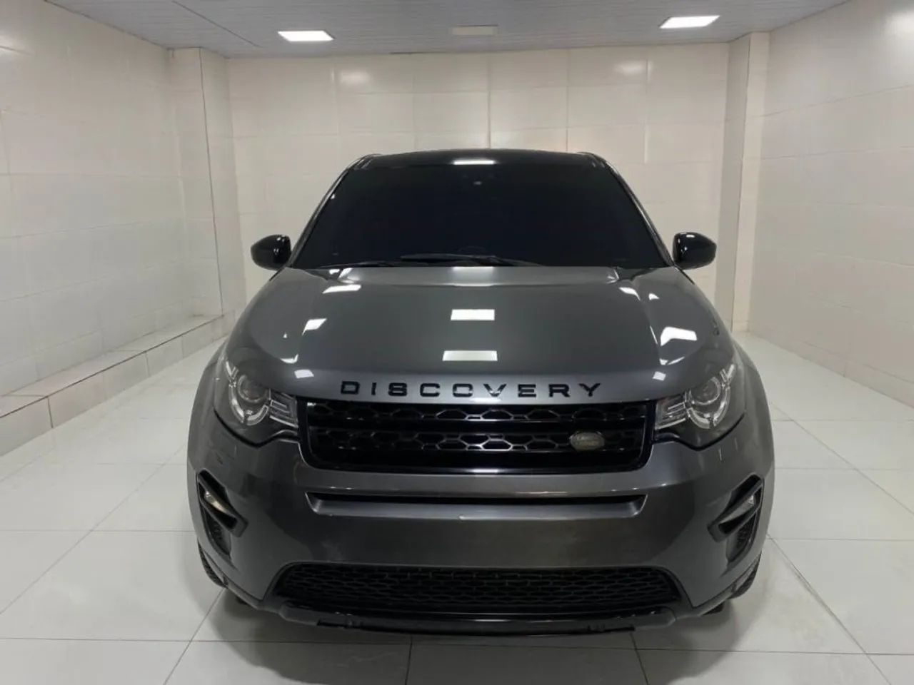Land Rover Discovery 2018