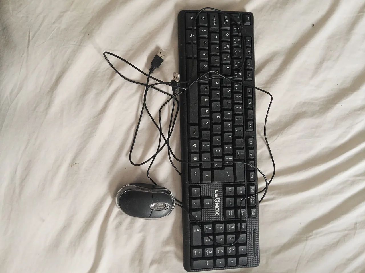 Teclado e mouse novos 
