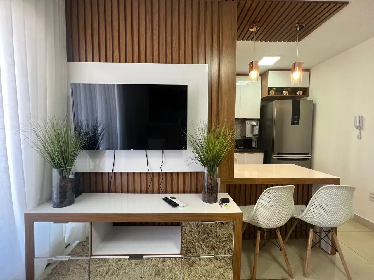 Alugo apto de 1 Q mobiliado e decorado