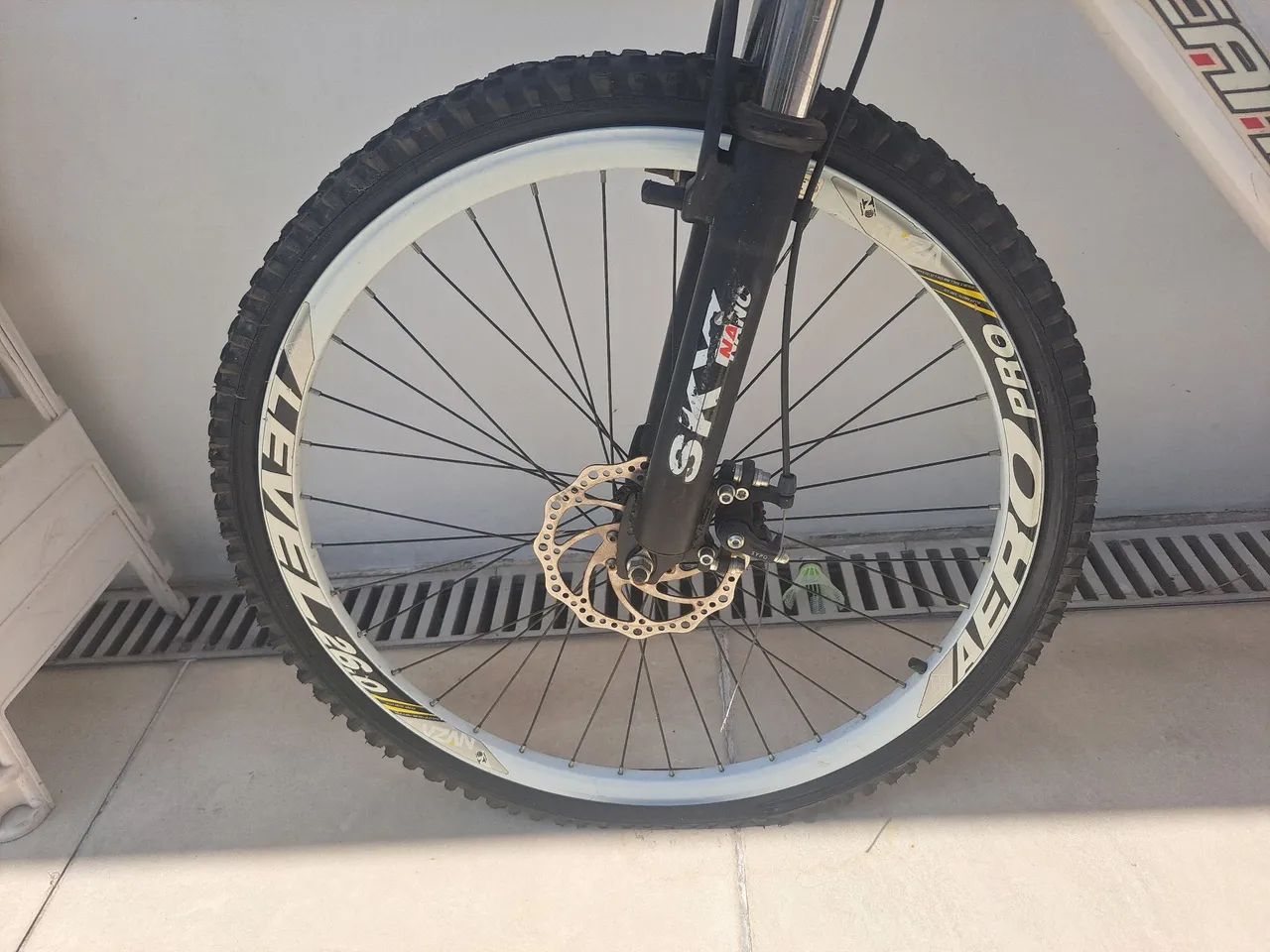 Vendo 2 Bicicletas Quadro Alumínio 