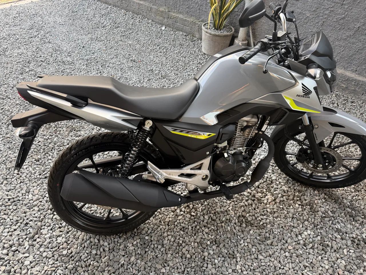 Titan 160 abs 2026 - Foto 2